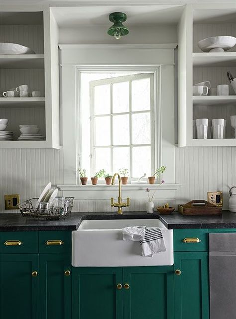 Benjamin Moore Cabinet Colors, Kitchen Benjamin Moore, Kitchen Color Scheme, Kitchen Color Ideas, Lower Cabinets, Dark Paint Colors, Teal Kitchen, Green Kitchen Cabinets, Pale Wood