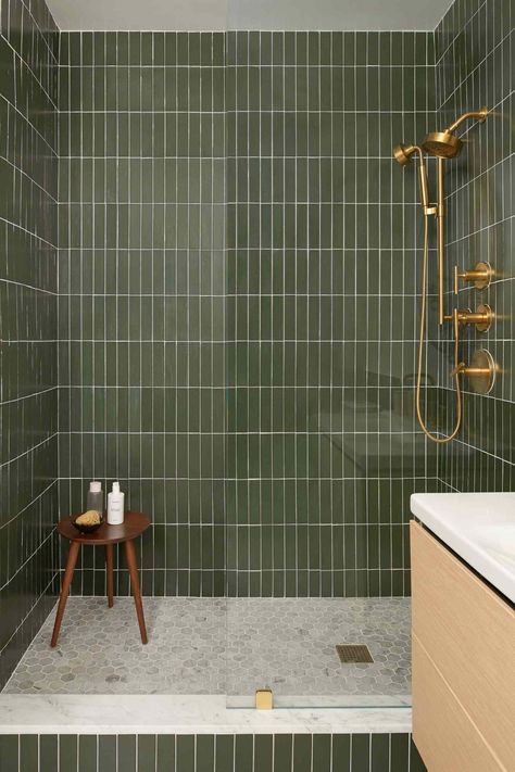 The 9 Most Popular Green Bathroom Ideas﻿﻿ | ABI Interiors Olive Green Bathrooms, Green Marble Bathroom, Dark Green Tile, Drømme Bad, Dark Green Bathrooms, Green Subway Tile, Green Tile Bathroom, Fireclay Tile, Bad Inspiration