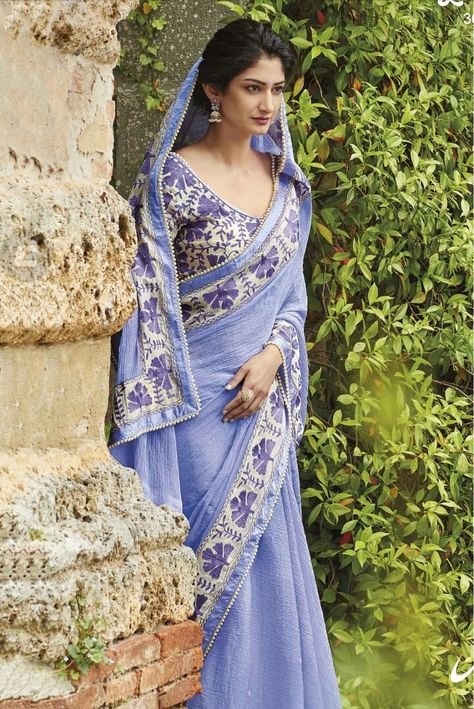 Laxmipati saree Party Dress Indian, Lavender Party Dress, Lavender Saree, Laxmipati Sarees, Lavender Party, Fashion Maker, Lavender Colour, Pure Chiffon Sarees, Saree Traditional