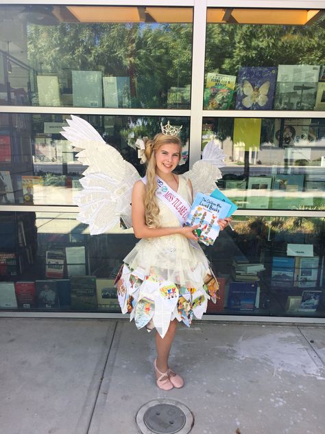 Teacher Fairy Costume, Book Fairy Costume Diy, Book Fairy Costume, Costume Fairy Wings, Adult Fairy Costume, Fairy Costume Diy, Book Fairy, Clever Halloween, Clever Halloween Costumes