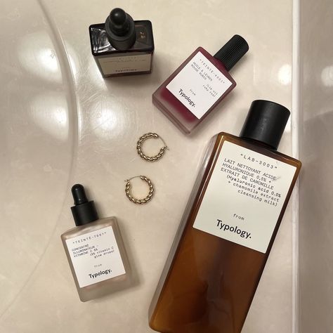 I Wanted a French-Woman Beauty Routine—This Little-Known Brand Was the Key French Skincare Aesthetic, French Women Beauty, French Beauty Routine, French Makeup, French Beauty Secrets, Minimal Beauty, Eyebrow Growth Serum, Eyebrow Serum, French Aesthetic