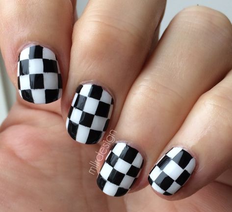 Black And White Nail Designs, Black And White Nail Art, Checkered Nails, Classy Nail Art, Nail Art Pictures, Geometric Nail, White Nail Art, White Nail Designs, Simple Nail Art Designs