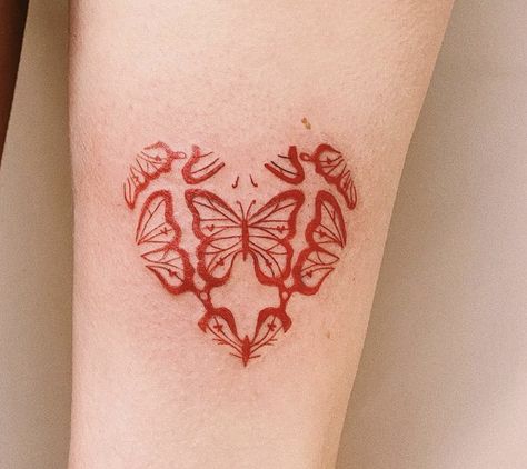 Cute Red Tattoos For Women, Red Tatooes, Tattoo Ideas Butterfly, Tattoo Designs Drawings, Dainty Tattoo, Red Heart Tattoos, Red Tattoo, Tattoos With Kids Names, Tatuaje A Color