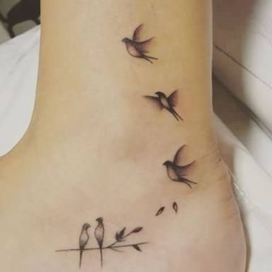 Best Small Tattoo Placement Ideas For Female 9EB Bird Tattoo Ribs, Tattoo On Ankle, Tattoo Ribs, Bird Tattoos For Women, Vogel Tattoo, Flying Bird Tattoo, Tattoo Bird, Flying Tattoo, Small Bird Tattoo