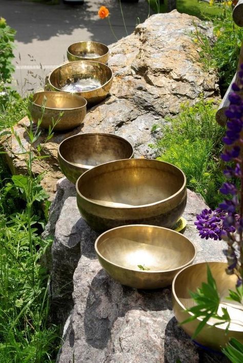 Crystal Healing Room, Bath Aesthetic, Tibetan Bowls, Mediterranean Living, Healing Room, Healing Vibes, Sound Bath, Ancient Sculpture, Tibetan Singing Bowls