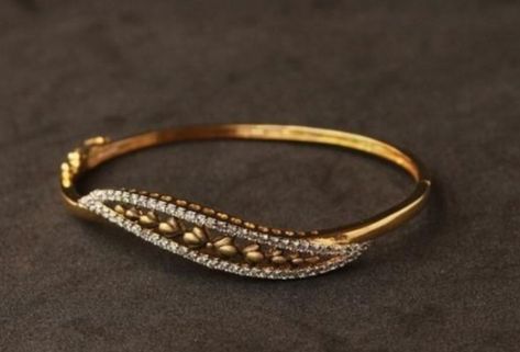 Latest Kada Design For Women, Braclete Pattern Gold, Gold Bangles Design Unique Latest Modern, Gold Bangles Design Unique, Latest Gold Bracelet For Women, Latest Gold Bangles For Women, Gold Bangles Design Unique Latest, Tiffany Bracelet Gold, Jewel Photography