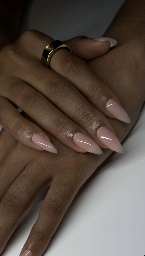 Nails Formal Classy, Vacation Nail Ideas Simple, Gelx Almond Nail Designs, Simple Nails Stiletto, Plain Almond Acrylic Nails, Almond Nails On Black Women, Stiletto Natural Nails, Nude Pointy Nails, Basic Almond Nails