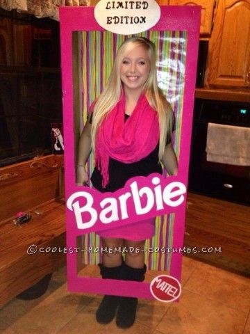 Cool Homemade Barbie in a Box Costume Diy Barbie Costume, Barbie Box Costume, Boxing Halloween Costume, Costume Box, Barbie Halloween Costume, Teacher Costumes, Box Costumes, Barbie Box, Barbie Halloween