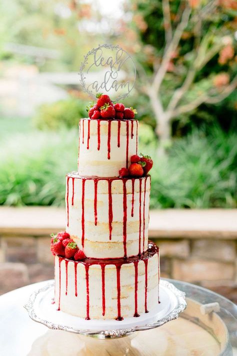 Naked Cake With Strawberries, Strawberry Shortcake Wedding Cake, Strawberry Wedding Cake, Strawberry Wedding, Strawberry Wedding Cakes, Berry Chantilly Cake, Cheesecake Wedding Cake, Wedding Strawberries, Strawberry Cake Filling