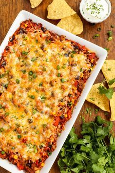 Cheesy Beef and Sweet Potato Taco Casserole by @farmgirlsdabble Potato Taco Casserole, Beef And Sweet Potato, Classic Green Bean Casserole, Yummy Casserole Recipes, Sweet Potato Tacos, Potato Tacos, Taco Casserole, Yummy Casseroles, Easy Casserole Recipes