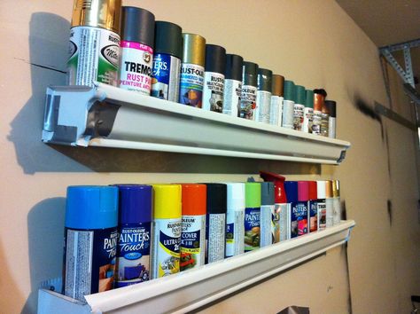 https://flic.kr/p/fF6BB9 | Garage organization | The gutter was originally for a different project but we decided to use it here instead. This gets most of our spray paints stored where they are easily visible and close at hand. The pin that inspired the project: pinterest.com/pin/249105423111427960/ Diy Rangement, Shed Organization, Garage Storage Solutions, Garage Organize, Garden Tool Storage, Ideas Para Organizar, Diy Garage Storage, Garage Makeover, Workshop Organization