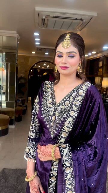 Full Sleeves Top, Velvet Dresses Outfit, Punjabi Dress Design, Velvet Suit Design, Moti Work, Full Sleeve Top, Velvet Dress Designs, Latest Bridal Dresses, Celebrity Fashion Looks