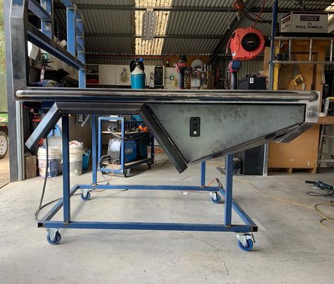 Ute Tray Ideas, Custom Ute Trays, Truck Bed Trailer, Custom Flatbed, Truck Accesories, Welding Trucks, Ute Canopy, Canopy Ideas, Ute Trays