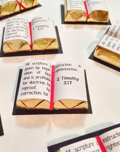 Scripture treat handout:  Great instructions and printable to make these using Hershey's Chocolate Almond Nuggets. Agape Gifts Emmaus, Church Anniversary Ideas, Gifts For Church Members, Hersheys Nuggets, Scripture Treats, Scripture Gifts, Ministry Gifts, Reformation Day, Relief Society Lessons