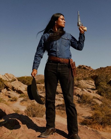 Coyotl on Instagram: “A modern western inspired shoot on the Tataviam Indigenous land of Vasquez rocks. Photographer @bravocado._ #native #indigenous…” Vasquez Rocks, Native American Men, Men Art, American Men, Modern Western, Male Art, First Nations, Instagram A, Beautiful People