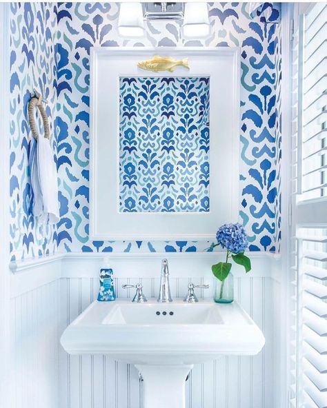 Snappy guest bath dressed up in Montenegro by @danagibsondesign for @stroheimfabrics Wish I was on vacation. #coastalchic… Blue Coastal Wallpaper, White Powder Room, Small Powder Room, Dana Gibson, Wallpaper Beach, Coastal Wallpaper, Coastal Bathrooms, Shabby Chic Bathroom, Powder Rooms