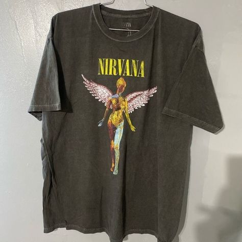 ━ 𝐡𝐚𝐳𝐞𝐥 ☻ Nirvana In Utero, Nirvana Shirt, Nirvana Band, In Utero, Tee Outfit, Mode Inspo, Dream Clothes, Studio Album, Graphic Shirts