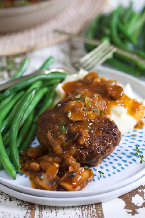 December Meals, Rouladen Recipe, Beef Rouladen, Slow Cooker Bbq Beef, Hamburger Steak Recipes, Homemade Salisbury Steak, Hamburger Steaks, Coconut Truffles, Perfect Baked Potato