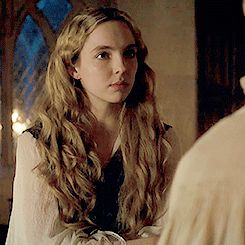 #wattpad #fanfiction Genevive Beaumount's Parents were good friends with elizabeth of york and henry Vll so for as long as Genevive can remember, the english court has been her home and she grew up with the royal children.  her best friends were harry tudor and charles brandon.  she had also fallen in love with harry... The White Princess Gif, Charles Brandon, Philippa Gregory, Ramsay Bolton, Elizabeth Of York, The White Princess, High Cheekbones, Lady In Waiting, Brown Hair Brown Eyes