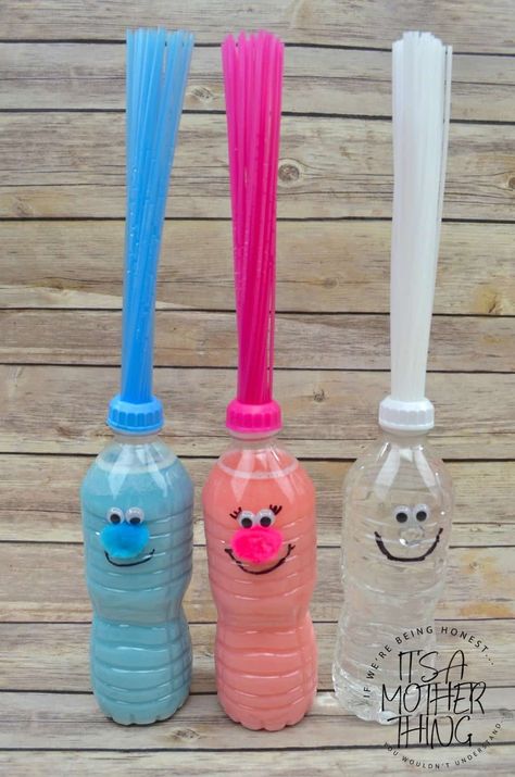 Trolls Fizzy Chalk Spray | Upcycle empty bottles and Bunch o Balloons into this super cute kid craft! #upcycle #crafts #kidcraft #chalkspray #diy Trolls Crafts, Pumpkin Lesson Plans, Upcycle Bottles, Pumpkin Lessons, Activities For Kids Preschool, Chalk Spray Paint, Upcycle Crafts, Diy Chalk Paint