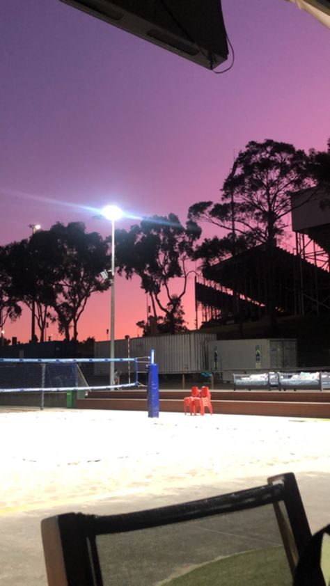 Purple Volleyball, Volleyball Aesthetic, Volleyball Training, Sunset Pink, Thursday Evening, Aesthetic Purple, Beach Volleyball, Pink And Purple, The Sand