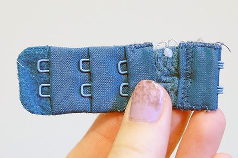 DIY Bra band extender -- great for pregnancy! - Commatose.ca Diy Bra Extender, Old Bras, Diy Clothes Hacks, Clothes Hacks, Diy Bra, Funny People Pictures, Bra Extender, Bows Diy Ribbon, Quick Stitch