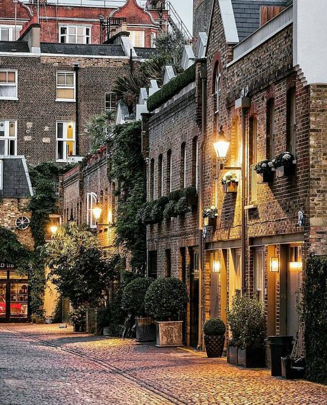 London, United Kingdom Britania Raya, South Kensington London, Kentish Town, Mews House, Buildings Photography, London Architecture, Uk City, Kensington London, City Of London