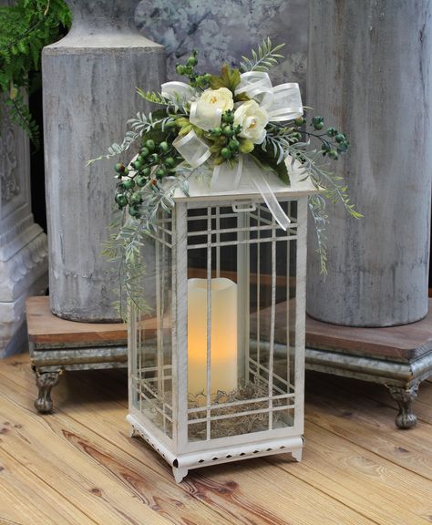 How To Decorate A Lantern, White Lantern Centerpieces, Lanterns With Flowers, Big Lantern, Bird Cage Centerpiece, Lantern Decor Wedding, Lantern Centerpiece Wedding, Timer Candles, Lantern Ideas