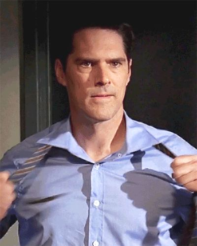 Aaron Hotchner in Criminal Minds season 3 episode 14 Aaron Hotchner Casual Clothes, Aron Hotchner, Aaron Hotchner Fan Art, Aaron Hotchner Icon, Aaron Hotchner Aesthetic, Aaron Hotchner Edit, Aaron Hotchner X David Rossi, Agent Hotchner, Aaron Hotchner Season 1