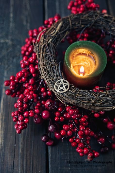 Yule Crafts, Pagan Christmas, Winter Solstice Celebration, Pagan Yule, Solstice Celebration, Dark Christmas, Witch Magic, Yule Decorations, Season Of The Witch