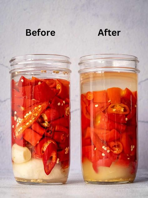 This small batch recipe for homemade fermented hot sauce is a wonderful way to use those fresh summer peppers from the garden or farmer’s market. If you have never fermented food before, this is a great recipe to start with as it’s easy and almost foolproof. Fermented Cayenne Peppers, Fermentation Jar Recipes, Fermented Foods Recipes, Fermenting Peppers, Fermented Condiments, Fermented Chilli, Fermented Hot Sauce Recipe, Fermenting Recipes, Fermentation Station