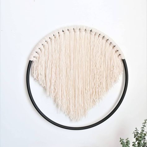 Boho Diy Decor, Boho Crafts Diy Decor, Boho Yarn, Macrame Hoop, Affordable Boho, Yarn Hanging, Boho Space, Boho Style Decor, Boho Crafts Diy