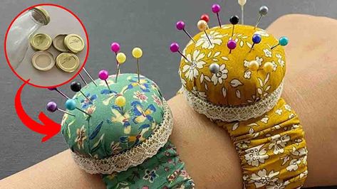 Want a sewing project that is both cute and useful, and gives you an excuse to recycle?! How about having a go at making this DIY Wrist Pin Cushion Using A Bottle Cap? Diy Pin Cushion Tutorial, Pin Cushion Diy, Wrist Pin Cushion, Cushion Diy, Giant Bubble Wands, Diy Pin Cushion, Cushion Tutorial, Drink Covers, Pin Cushions Patterns