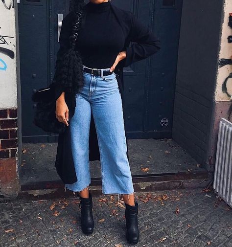 Culottes Jeans Outfit, Cullotes Outfit Winter, Cullotes Jeans Outfit, Denim Cullotes Outfit, Denim Culottes Outfits Summer, Pantalon Culotte Outfits, Denim Culottes Outfits Winter, Outfit Pantalon Culotte, Cullotes Outfit Casual