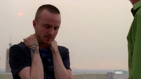 One of the biggest TV Shows in years! All of Jesse Pinkman's tattoos from Breaking Bad are Tinsley Transfers Jesse Pinkman Tattoo, Jesse Tattoo, Breaking Bad Jesse, Big Tv, Jesse Pinkman, Shaved Head, Alter Ego, Breaking Bad, It Hurts