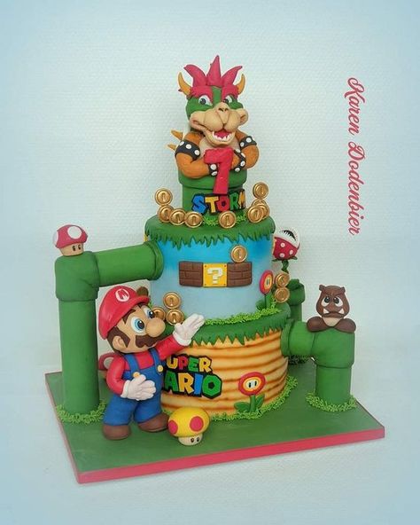 Mario And Bowser, Mario Kart Cake, Super Mario Cupcakes, Mario Bros Birthday Party Ideas, Mario Bowser, Bolo Super Mario, Mario Birthday Cake, Mario Bros Cake, Interesting Cakes