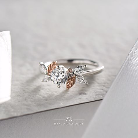 Engagement Ring Floral Design, Floral Design Engagement Ring, Rose Diamond Ring, Ring Upgrade, Dream Rings, Ring Inspo, Rings Ideas, Romantic Rings, Floral Engagement Ring