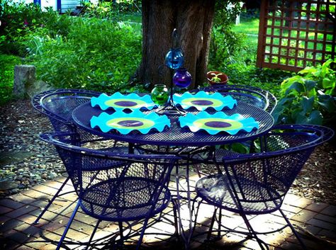 See if I can convince my mom to update our outdoor seating this summer like this... Colorful Patio Furniture, Blue Patio Furniture, Painting Patio Furniture, Patio Furniture Makeover, Iron Patio Furniture, Colorful Patio, Blue Patio, Wrought Iron Patio Furniture, Metal Outdoor Furniture