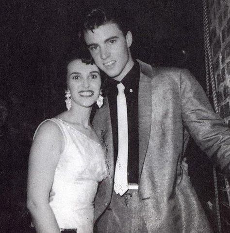 Wanda Jackson & Ricky Nelson Wanda Jackson, Scott Baio, Elvis Presley Images, Young Elvis, Ricky Nelson, Elvis Presley Photos, Rock N’roll, Rhythm And Blues, Elvis Presley