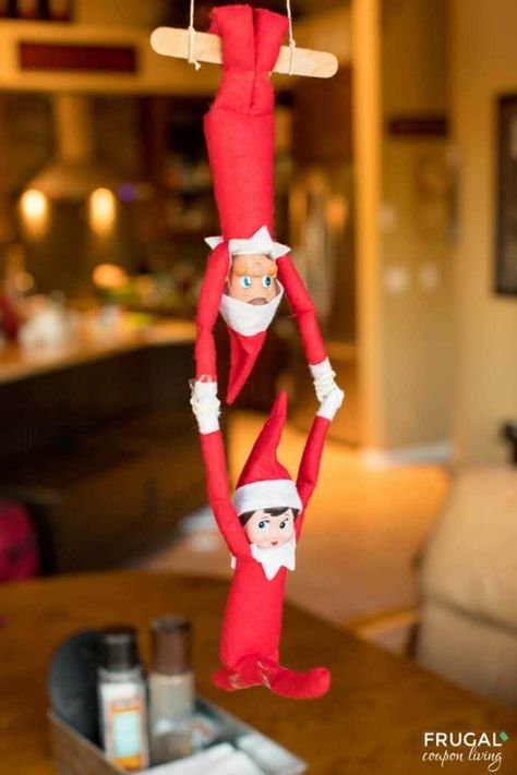 The Elves on the Shelves are up to mischief again and now they are bringing friends. Find the funniest ideas for 2 elf on the shelf scout elf buddies or more with these simple and amusing elf ideas. These funny elf on the shelf ideas for 2 elves are sure to delight the kids in the morning once your Elves return on 1st December. Easy ideas for 2 elves on the shelf. Elf on the Shelf ideas with more than one elf. Elf Idea, Elf Printables, Elf Ideas Easy, Bad Elf, Pinterest Christmas, Elf Me, Awesome Elf On The Shelf Ideas, Elf Activities, Elf Props