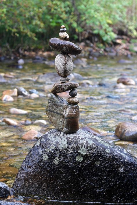 Rock Balance, Stone Balancing, Change And Growth, Shell Sculpture, Zen Rock, Rock Sculpture, Balance Art, Outdoor Crafts, Spiritual Artwork