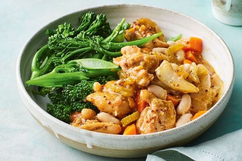 Healthy apricot chicken Apricot Chicken Recipes, Apricot Nectar, Chicken Recipes For Two, Apricot Chicken, Healthy Family Dinners, Snow Peas, High Fiber Foods, Family Dinner Recipes, Cannellini Beans