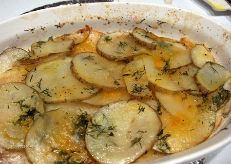 Dilly New Potatoes New Potatoes Recipes, Potatoes With Dill, Season Salt, Air Fryer Fish Recipes, Dried Dill, See Food, French Fried Potatoes, Potatoes Recipes, New Potatoes