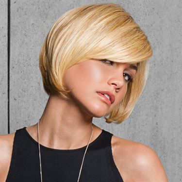 Layered Bob Wig, Ginger Blonde, Wig Companies, Corte Bob, Chin Length Bob, Look Retro, Layered Bob, Bob Styles, Blonde Bobs