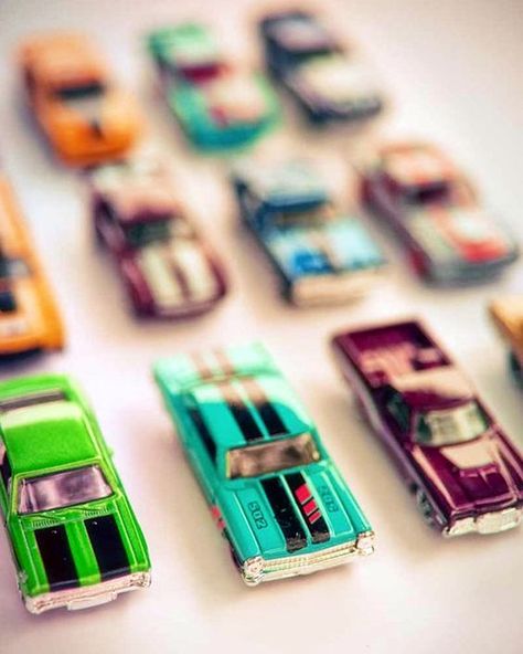 Joyful Simple Things In Life Photography Ideas (17) Car Nursery, Trendy Toys, Simple Things In Life, Boys Room Wall Art, Object Photography, Collections Photography, Still Life Photos, Nursery Decor Boy, Toy Cars