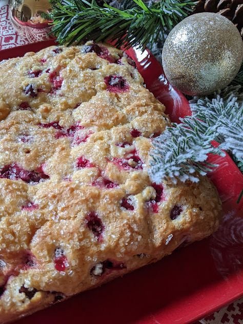 Sparkling Cranberry Breakfast Cake Cranberry Bliss Coffee Cake, Cranberry Sour Cream Coffee Cake, Cranberry Almond Cake, Cranberry Breakfast Cake, Cherry Breakfast Recipes, Cranberry Cake Recipes, Cranberry Breakfast, Cranberry Pancakes, Brunch Sweets