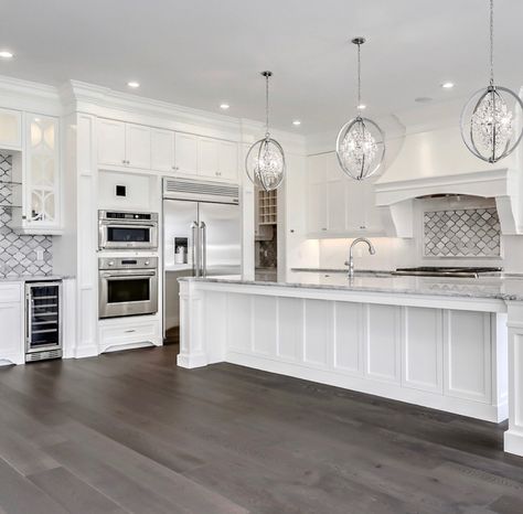 Inspire me home decor Kitchen Lighting Remodel, Beautiful White Kitchens, Kitchen Remodel Inspiration, New Kitchen Cabinets, White Kitchen Design, Kitchen Remodeling Projects, White Kitchen Cabinets, Counter Tops, Large Kitchen