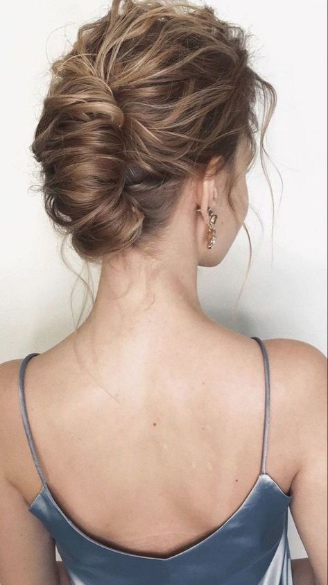 Short Hairstyle Wedding, Wedding Updos For Short Hair, Romantic Updo Hairstyles, Updos For Short Hair, Hairstyle Wedding, Nails For Bride, Wedding Updos, Romantic Updo, Short Hair Lengths