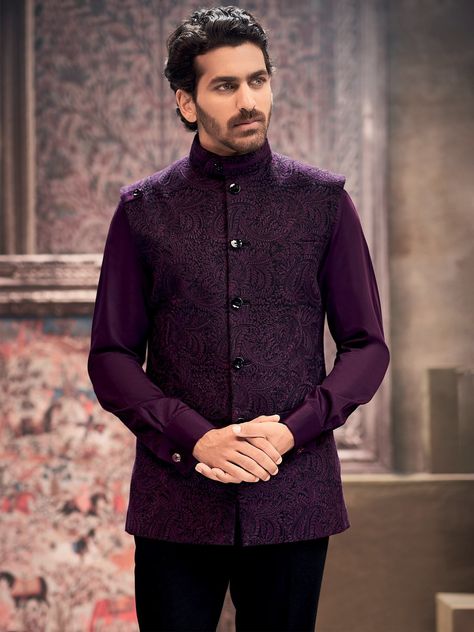 Wedding Dress For Men Indian, Indian Wedding Dress For Men, Modi Jacket For Men, Wedding Dress For Men, Nehru Jacket For Men, Indian Men, Nehru Jacket, Jacket Suit, Nehru Jackets