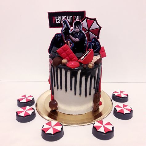 Drip Cake "Resident Evil" Resident Evil Cake Ideas, Resident Evil Birthday Cake, Resident Evil Birthday Party Ideas, Resident Evil Cake, Resident Evil Birthday, Resident Evil Collection, Resident Evil Leon, Cute Baking, Drip Cake